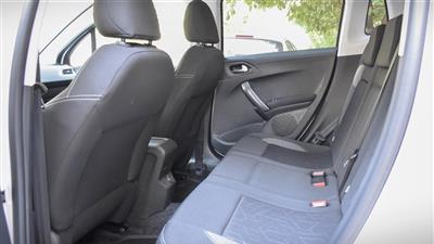 ردیف عقب صندلی ها در کابین پژو 2008